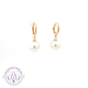 18kt Yellow Gold Huggie round dangling earrings 8-8.5mm South Sea White Pearls