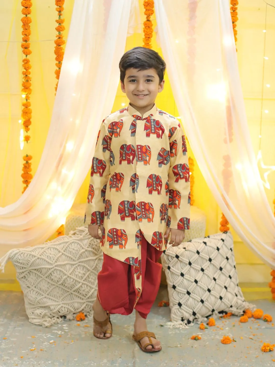 Boys Ethnic Hathi Print Full Sleeve Sherwani - Red