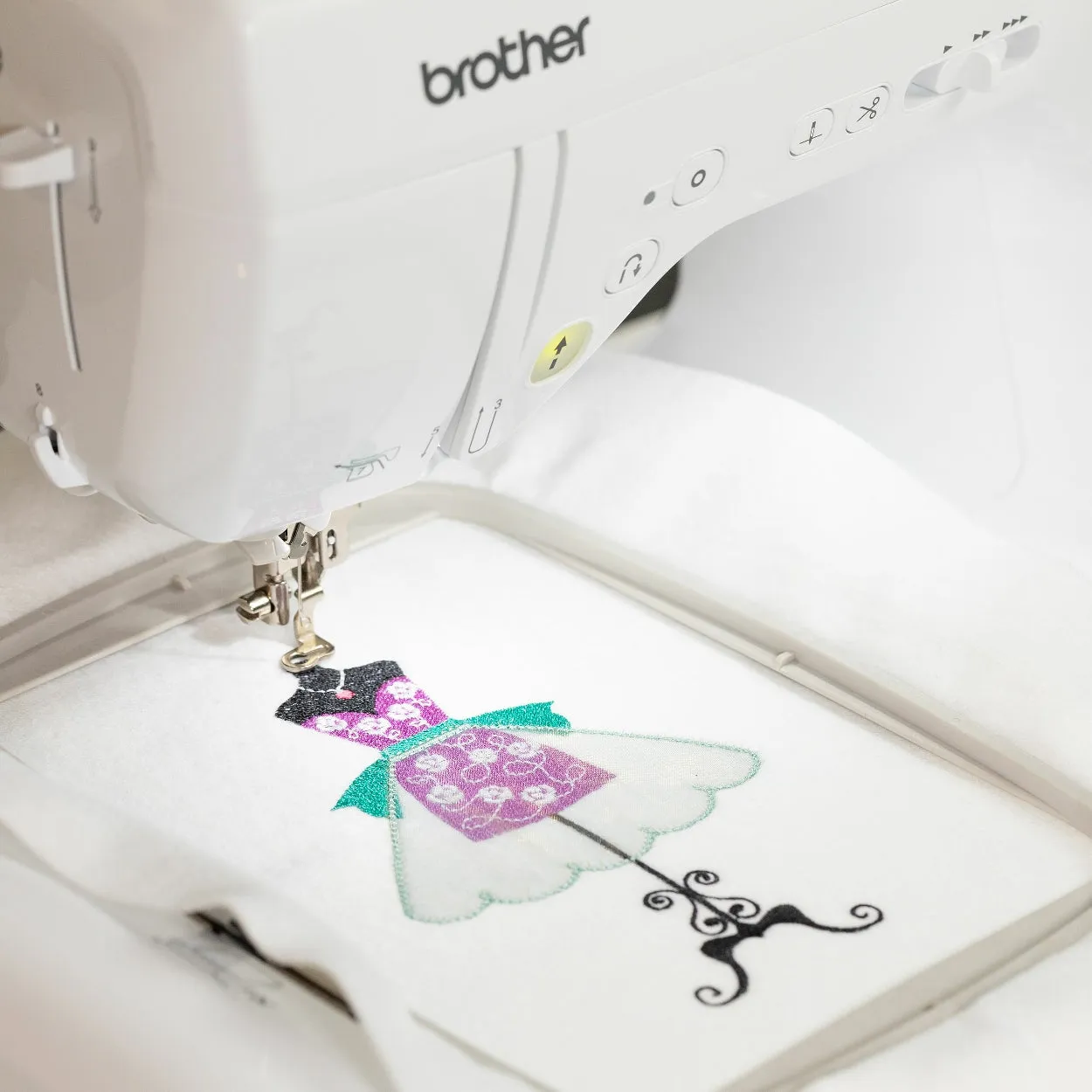 Brother Innov-is 580 sewing and embroidery machine