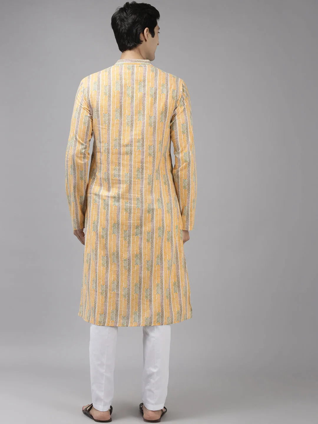 Men Yelow  Self  Printed Pure Cotton Straight Kurta With Pyjama