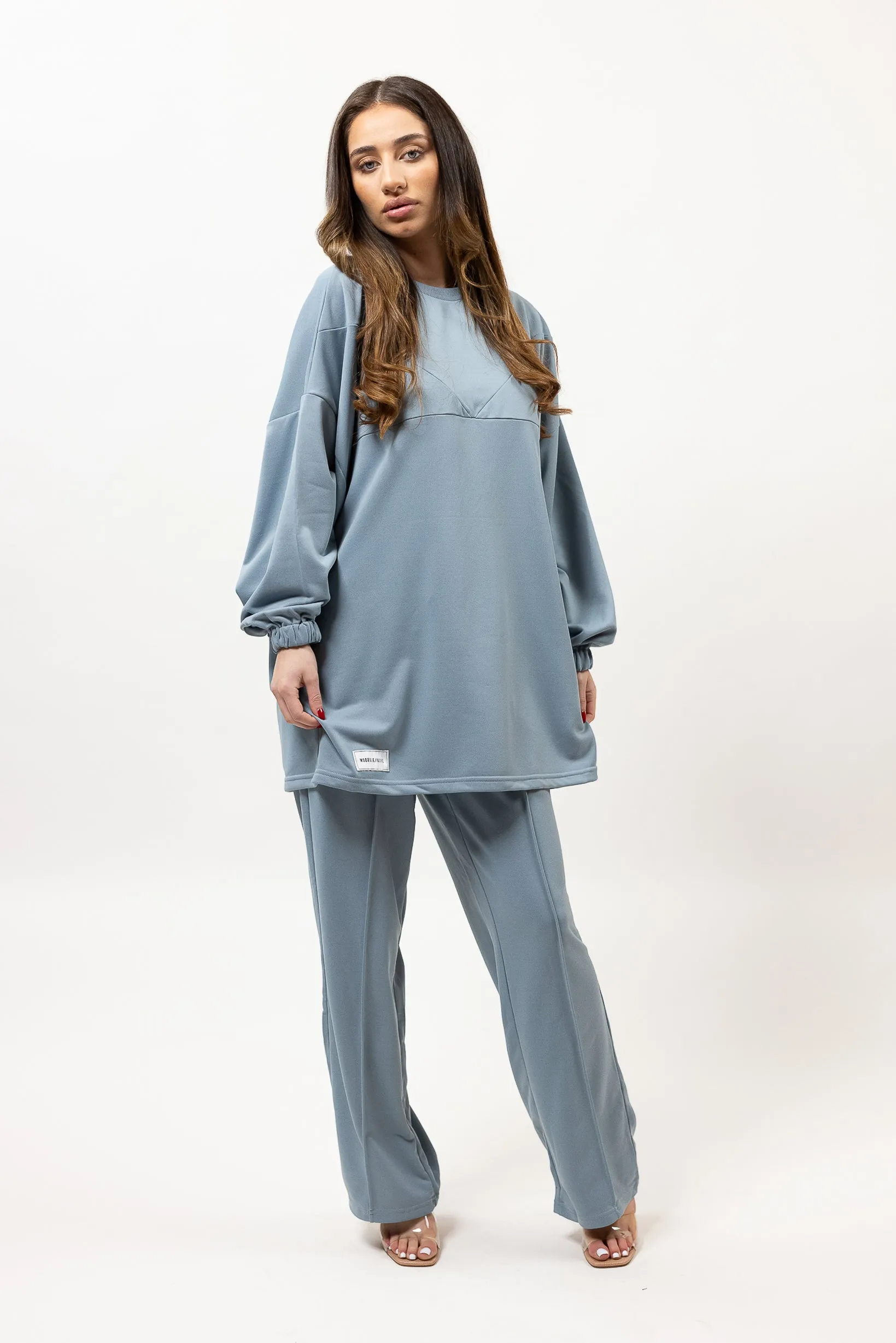 Modelle/Move Jema Top and Pants Set