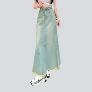 Raw hem vintage women's denim skirt