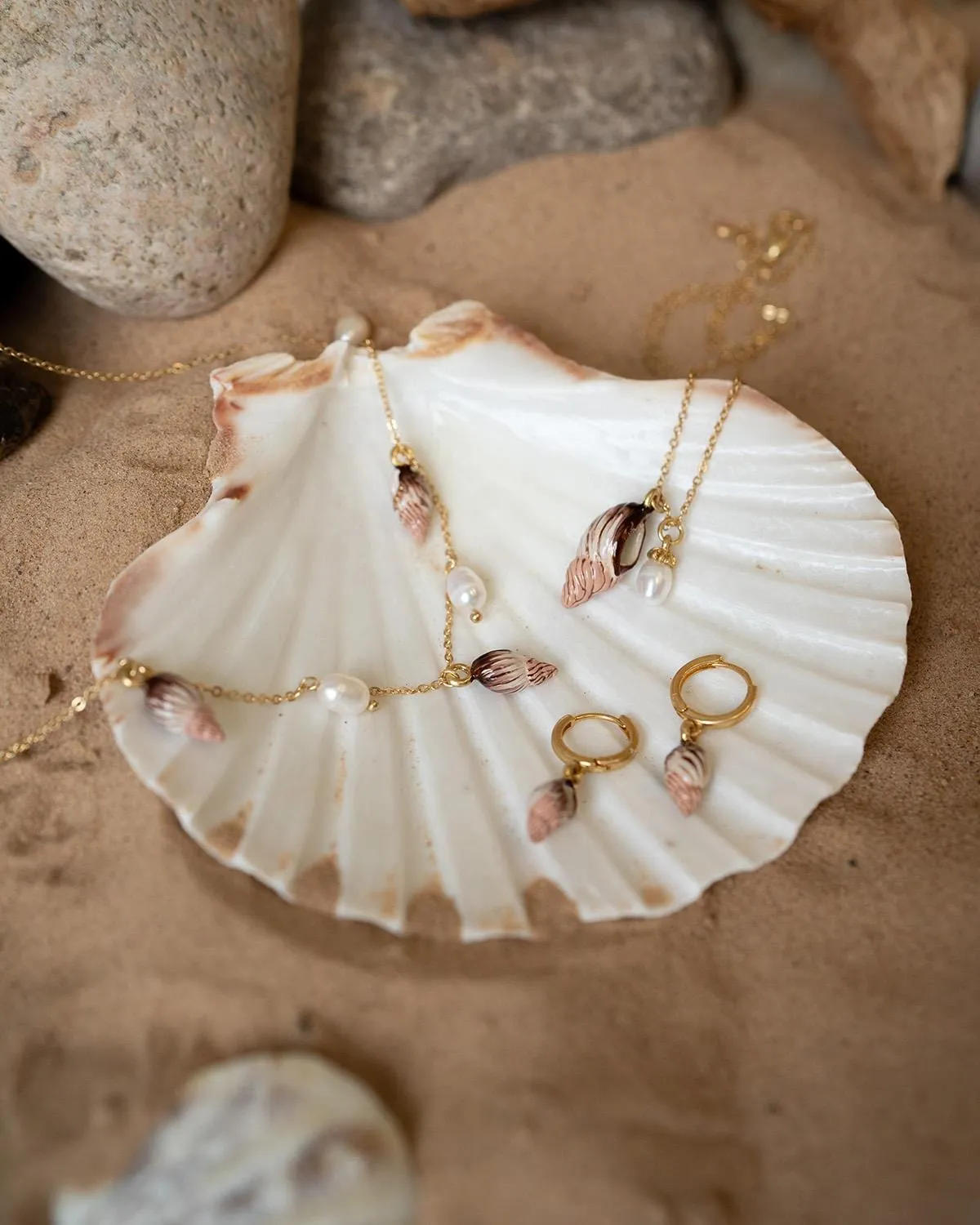 Spiral Shell Charm & Pearl Worn Gold Necklace