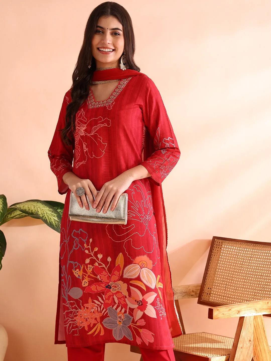 Women Red Silk Blend Floral Printed Straight Kurta Trousers With Dupatta