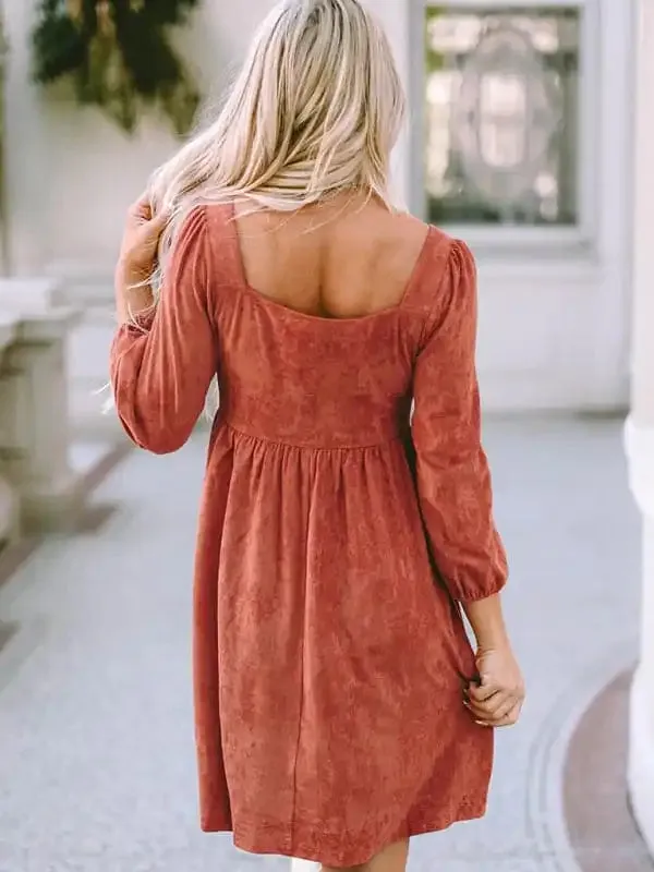 Women’s high-waisted loose long-sleeved A-hem dress