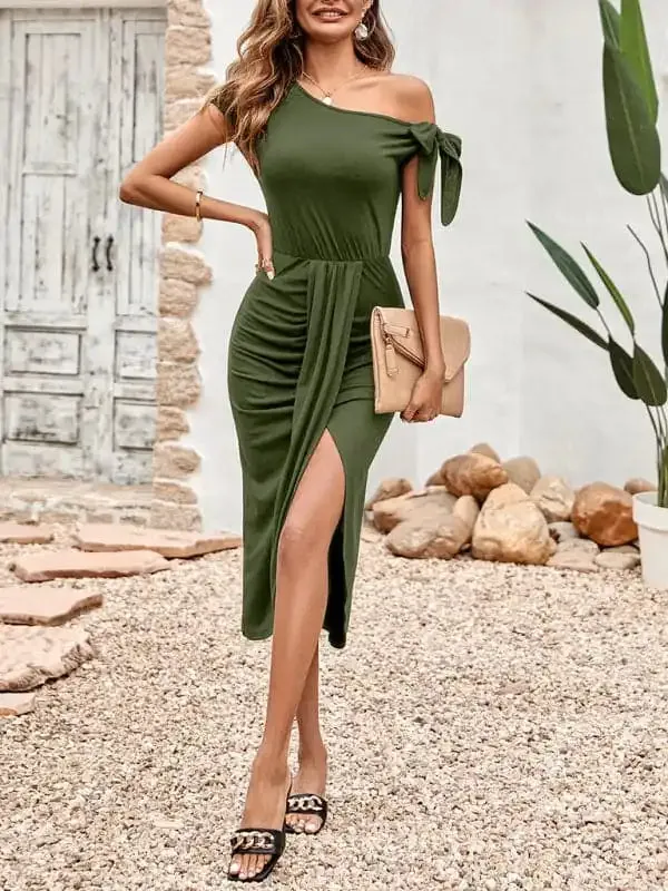 Women’s Solid Color Casual Knit Slant Neck Slit Waist Dress